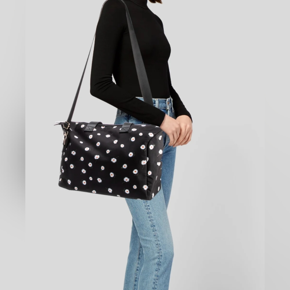 ALICE + OLIVIA Daisy Floral Duffle Overnight Weekender Travel Bag Black - Picture 1 of 15